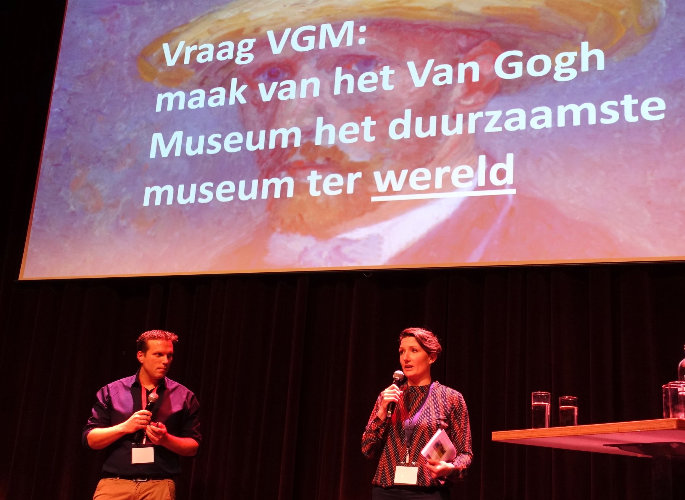 Breedweer Van Gogh Museum Amsterdam